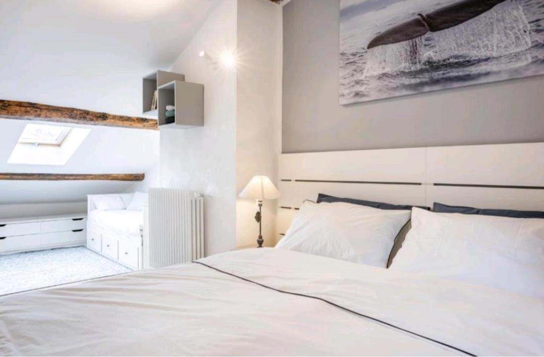Whale Song Apartment - With Private Parking لا سبيتسْيا المظهر الخارجي الصورة
